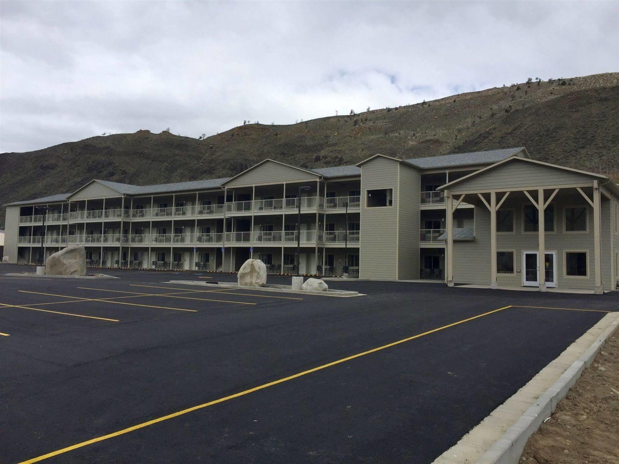 Yellowstone Big Rock Inn Gardiner Exterior foto